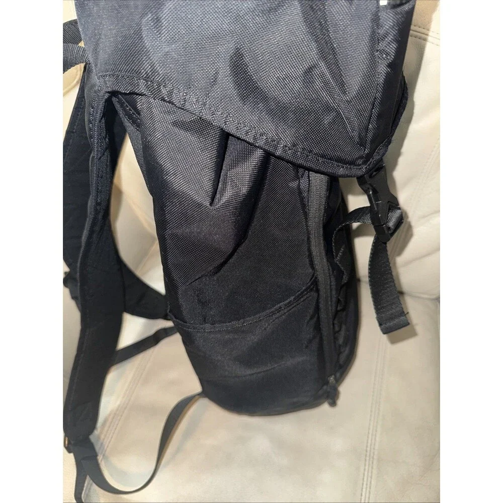 Nike Vapor 2.0 Training Backpack Black Top Load Nylon Travel Outdoor